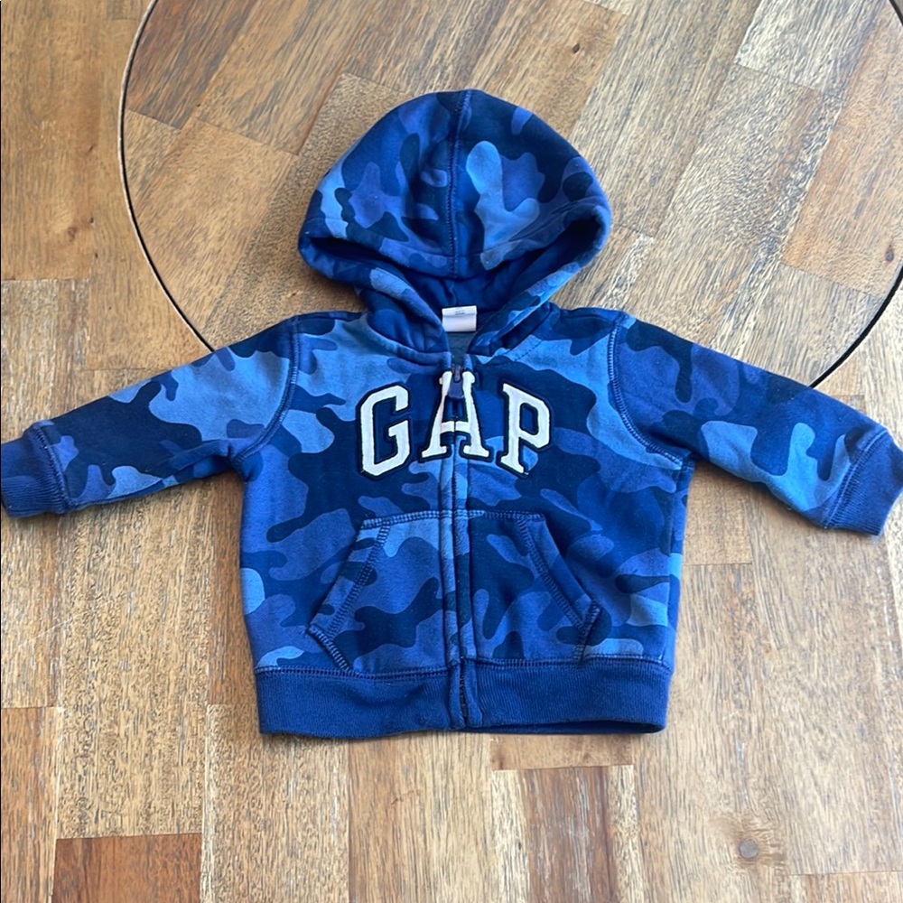 GAP‎ Kids Blue Camo Zip Up Hoodie Fleece Sweatshirt 3-6 Months
